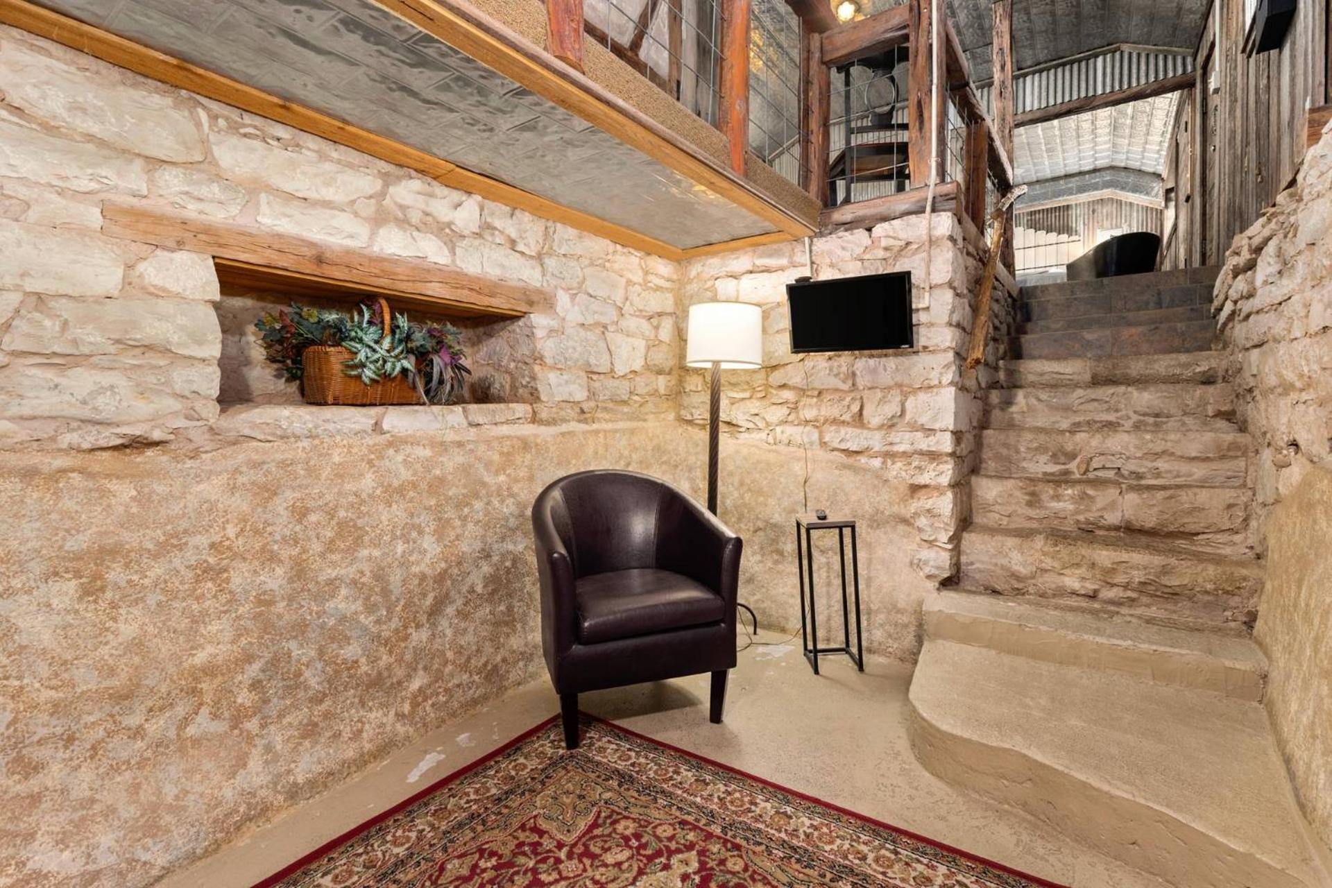 #6 The Root Cellar At Garrison In Gruene Villa New Braunfels Dış mekan fotoğraf