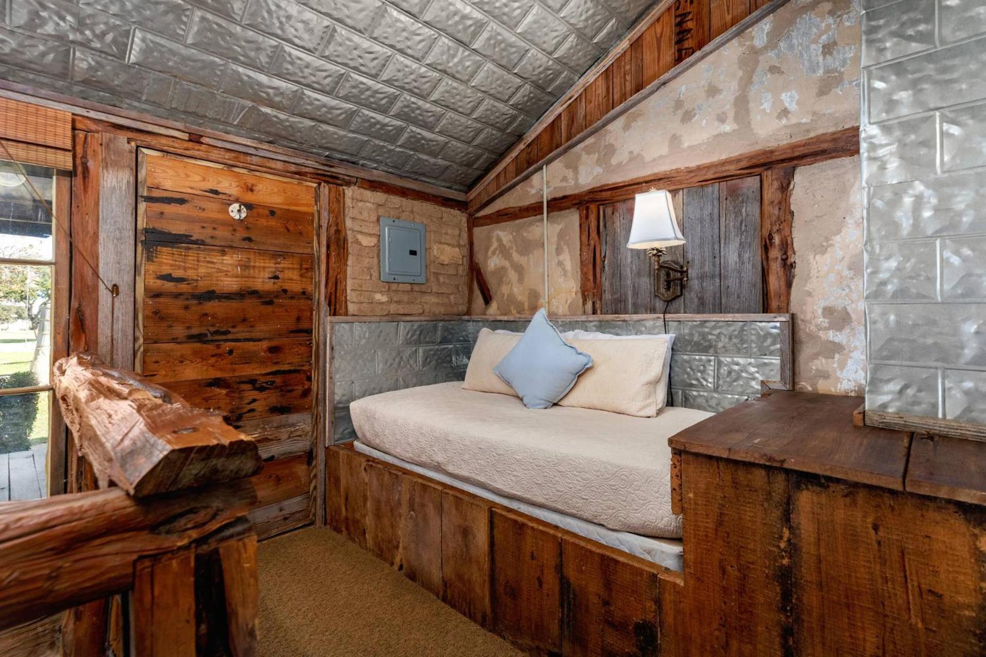 #6 The Root Cellar At Garrison In Gruene Villa New Braunfels Dış mekan fotoğraf